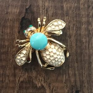 Stella & Dot Bee Pin/Brooch